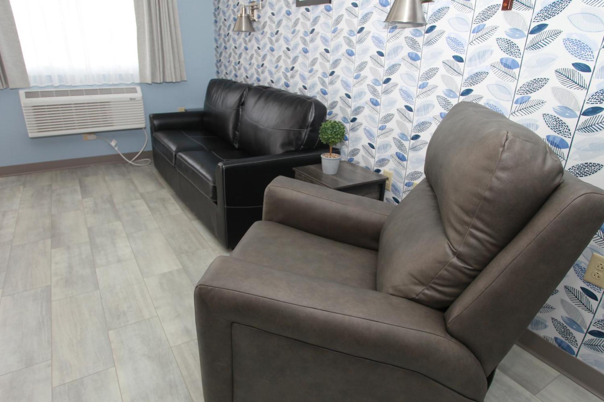 Wolastoq Inn And Suites Houlton Dış mekan fotoğraf